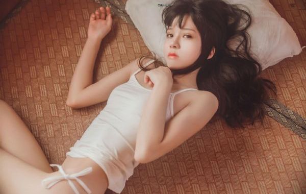 轻点～嗯～啊～一区二区三区视频_BD韩语手机免费观看