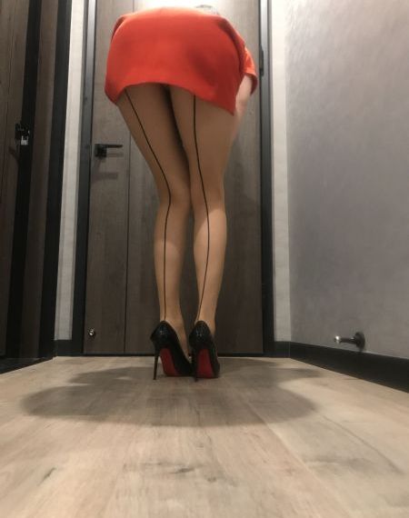 免费啪啪社区免费啪啪手机版_HD电影在线看
