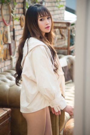 亚洲美女精品久久久久9999_超清免费电视剧