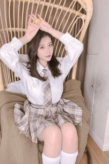 亚洲国产真实交换_BD英语高清电影在线